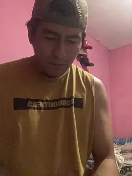 Snapshot of duggan12 chatting on 15, 4, 2026 duggan12 online show from 15, 4, 2026