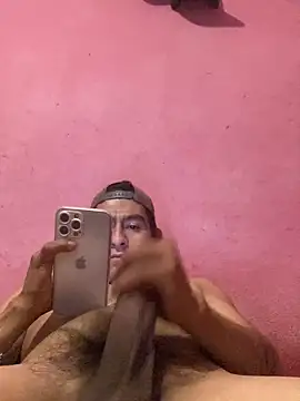 Snapshot of duggan12 chatting on 16, 4, 2026 duggan12 online show from 16, 4, 2026