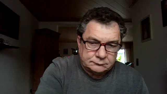 Snapshot of Nobbie444 chatting on 17, 11, 2025 Nobbie444 online show from 17, 11, 2025