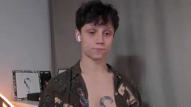 Snapshot of Nicky_neal chatting on 9, 12, 2024 Nicky neal online show from 9, 12, 2024