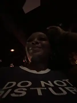 Snapshot of TilaTotti chatting on 19, 12, 2025 TilaTotti online show from 19, 12, 2025