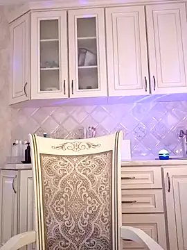 mom4you online show from 9, 3, 2025