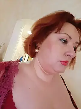 Snapshot of mom4you chatting on 6, 6, 2026 mom4you online show from 6, 6, 2026