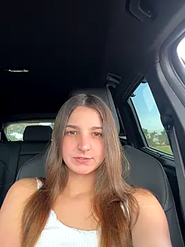 DoriDeluxe66 online show from 14, 10, 2025