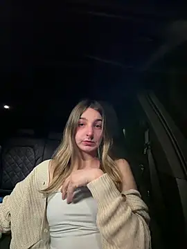 DoriDeluxe66 online show from 27, 2, 2026