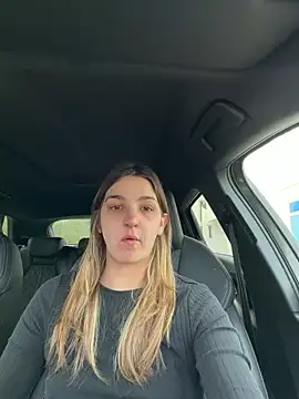 DoriDeluxe66 online show from 14, 3, 2026