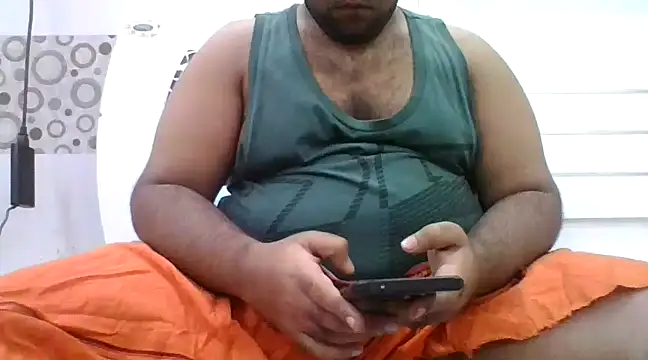 chubby exhibitionist online show from 25, 1, 2025