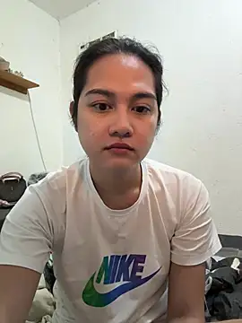 Snapshot of MarieLoveGlamorous chatting on 5, 7, 2026 MarieLoveGlamorous online show from 5, 7, 2026