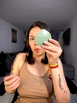 carolina16love online show from 2, 11, 2025