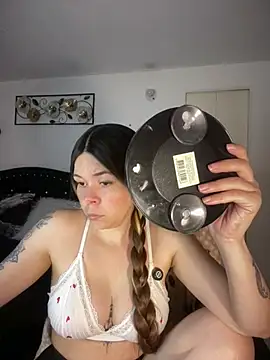 carolina16love online show from 17, 4, 2026