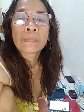 HotsexyNaughtysweetbaby online show from 17, 4, 2026