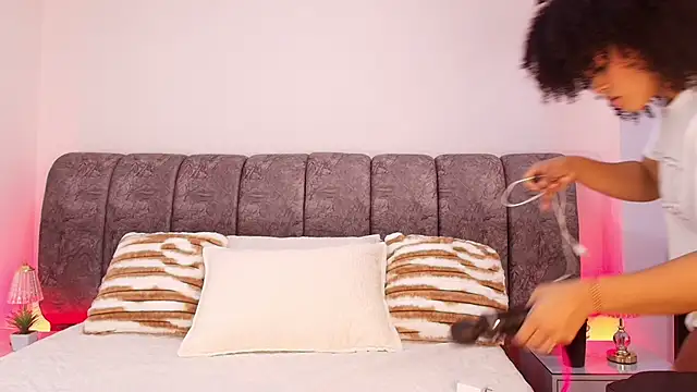 naia blessed online show from 11, 11, 2025