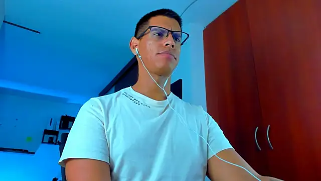 Snapshot of _John_Boy_ chatting on 15, 12, 2024 John Boy online show from 15, 12, 2024