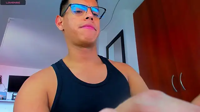 Snapshot of _John_Boy_ chatting on 27, 10, 2025 John Boy online show from 27, 10, 2025