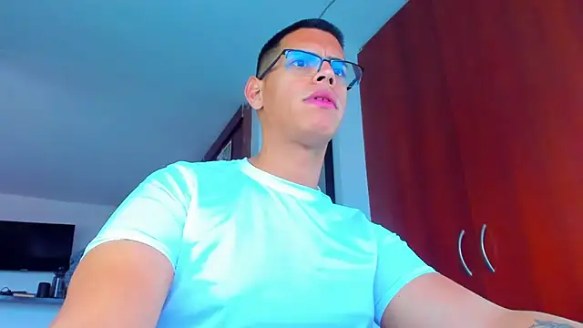 Snapshot of _John_Boy_ chatting on 30, 11, 2025 John Boy online show from 30, 11, 2025