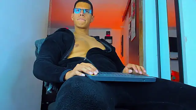 Snapshot of _John_Boy_ chatting on 2, 12, 2025 John Boy online show from 2, 12, 2025