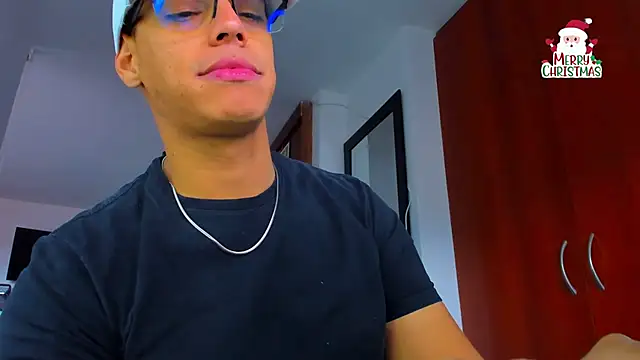 Snapshot of _John_Boy_ chatting on 14, 12, 2025 John Boy online show from 14, 12, 2025