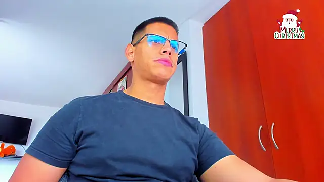 Snapshot of _John_Boy_ chatting on 22, 12, 2025 John Boy online show from 22, 12, 2025