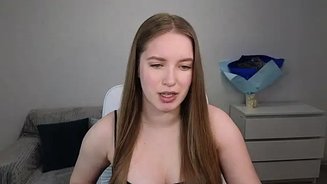 Snapshot of EvaMaddison chatting on 9, 1, 2025 EvaMaddison online show from 9, 1, 2025