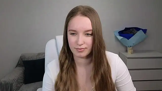 Snapshot of EvaMaddison chatting on 12, 1, 2025 EvaMaddison online show from 12, 1, 2025