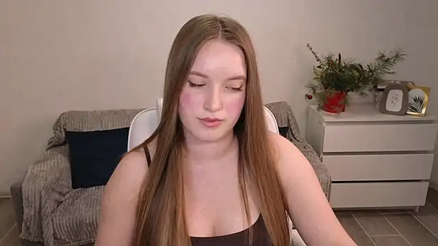 EvaMaddison online show from 21, 12, 2025