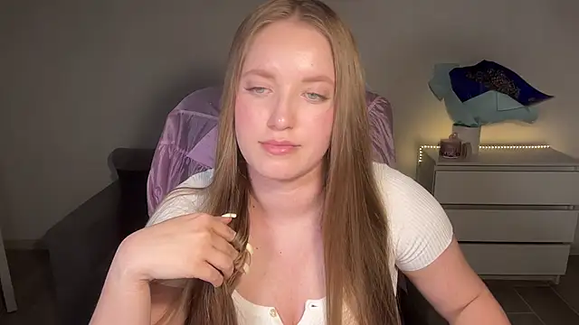 Snapshot of EvaMaddison chatting on 15, 7, 2026 EvaMaddison online show from 15, 7, 2026
