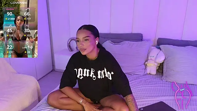 KimiBrown online show from 30, 9, 2025