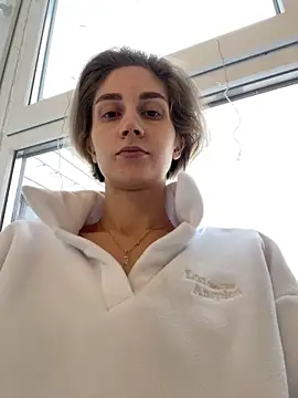 Feral berry 8133 online show from 5, 12, 2024