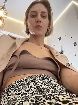 Feral berry 8133 online show from 14, 1, 2025