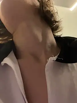 Feral berry 8133 online show from 19, 2, 2025