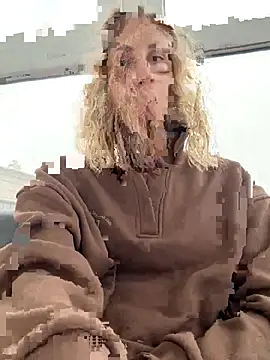 Feral berry 8133 online show from 10, 10, 2025