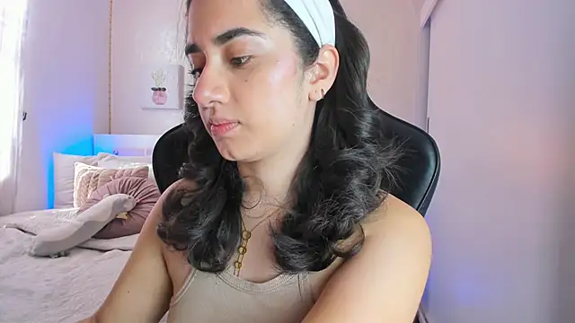 annadu011 online show from 10, 2, 2025