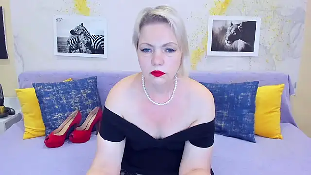 Snapshot of BeautyName chatting on 17, 3, 2025 BeautyName online show from 17, 3, 2025