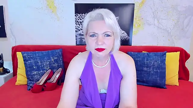 Snapshot of BeautyName chatting on 17, 9, 2025 BeautyName online show from 17, 9, 2025