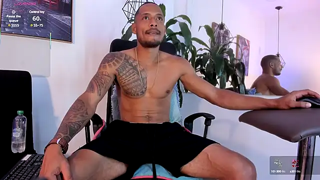 Snapshot of Sweet_Alessandre chatting on 13, 3, 2025 Sweet Alessandre online show from 13, 3, 2025