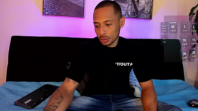 Snapshot of Sweet_Alessandre chatting on 21, 11, 2025 Sweet Alessandre online show from 21, 11, 2025