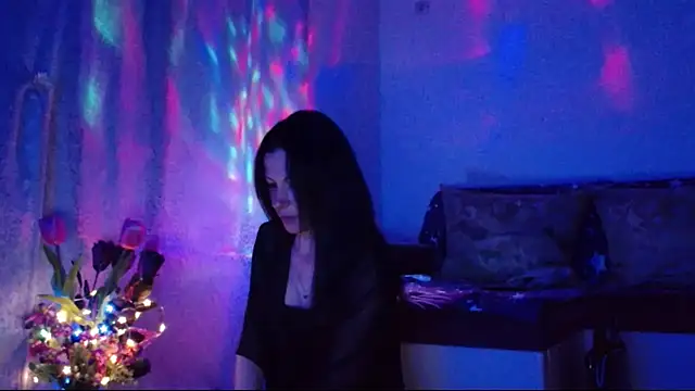 ElysaSun online show from 10, 3, 2025