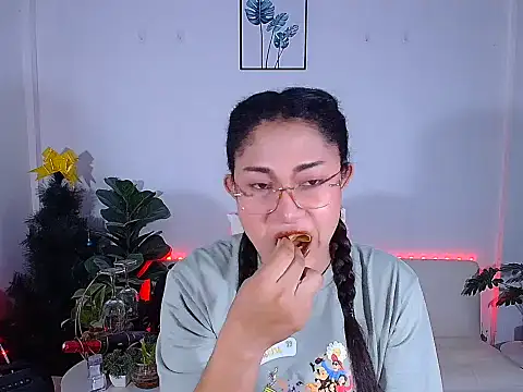 Snapshot of plysaithailand chatting on 31, 5, 2026 plysaithailand online show from 31, 5, 2026