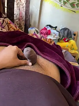 Snapshot of boobstherapist chatting on 5, 1, 2025 boobstherapist online show from 5, 1, 2025