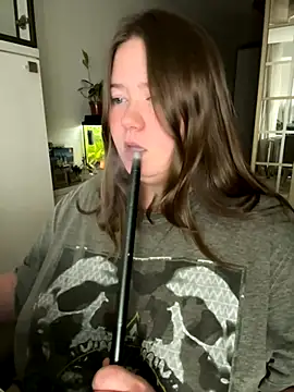 Snapshot of remirann_ chatting on 6, 12, 2024 remirann online show from 6, 12, 2024