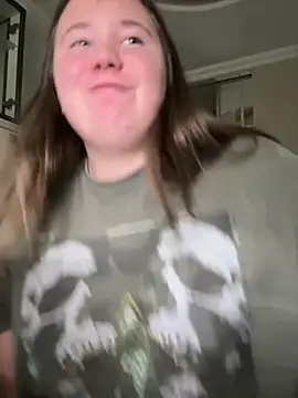 Snapshot of remirann_ chatting on 15, 12, 2024 remirann online show from 15, 12, 2024