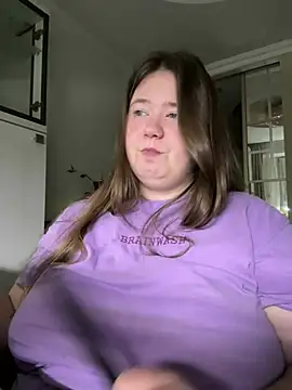 Snapshot of remirann_ chatting on 2, 1, 2025 remirann online show from 2, 1, 2025