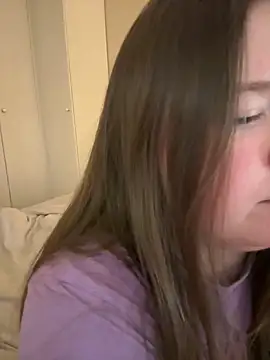 Snapshot of remirann_ chatting on 7, 1, 2025 remirann online show from 7, 1, 2025