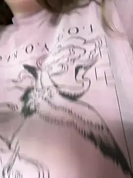 Snapshot of remirann_ chatting on 25, 1, 2025 remirann online show from 25, 1, 2025