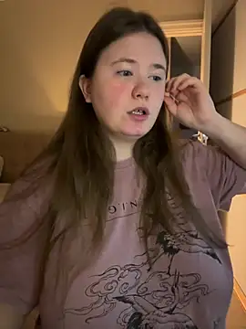 Snapshot of remirann_ chatting on 4, 2, 2025 remirann online show from 4, 2, 2025