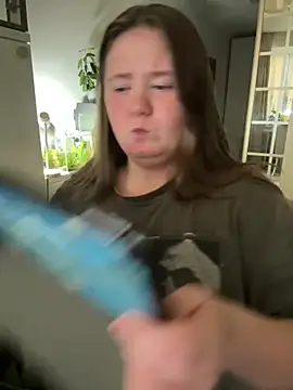 Snapshot of remirann_ chatting on 18, 3, 2025 remirann online show from 18, 3, 2025