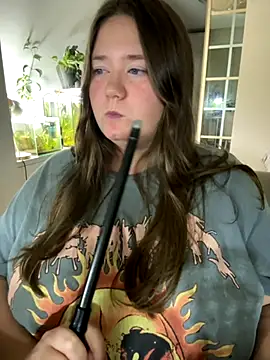 Snapshot of remirann_ chatting on 10, 10, 2025 remirann online show from 10, 10, 2025