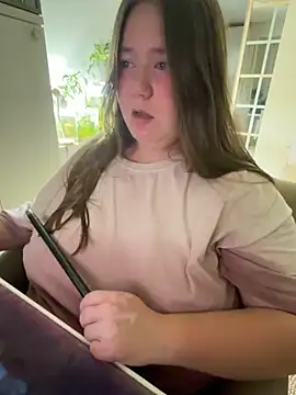 Snapshot of remirann_ chatting on 19, 10, 2025 remirann online show from 19, 10, 2025