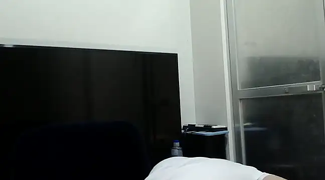 Snapshot of alfonsoasiancutie chatting on 28, 12, 2024 alfonsoasiancutie online show from 28, 12, 2024