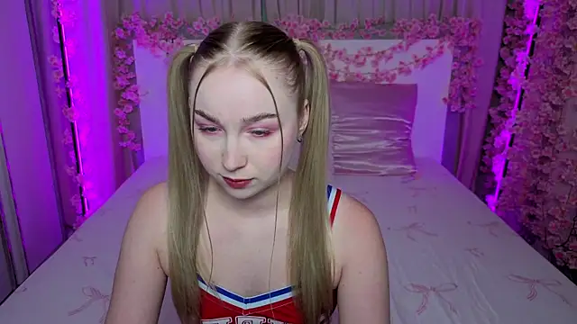 LilyStarlight online show from 29, 6, 2026